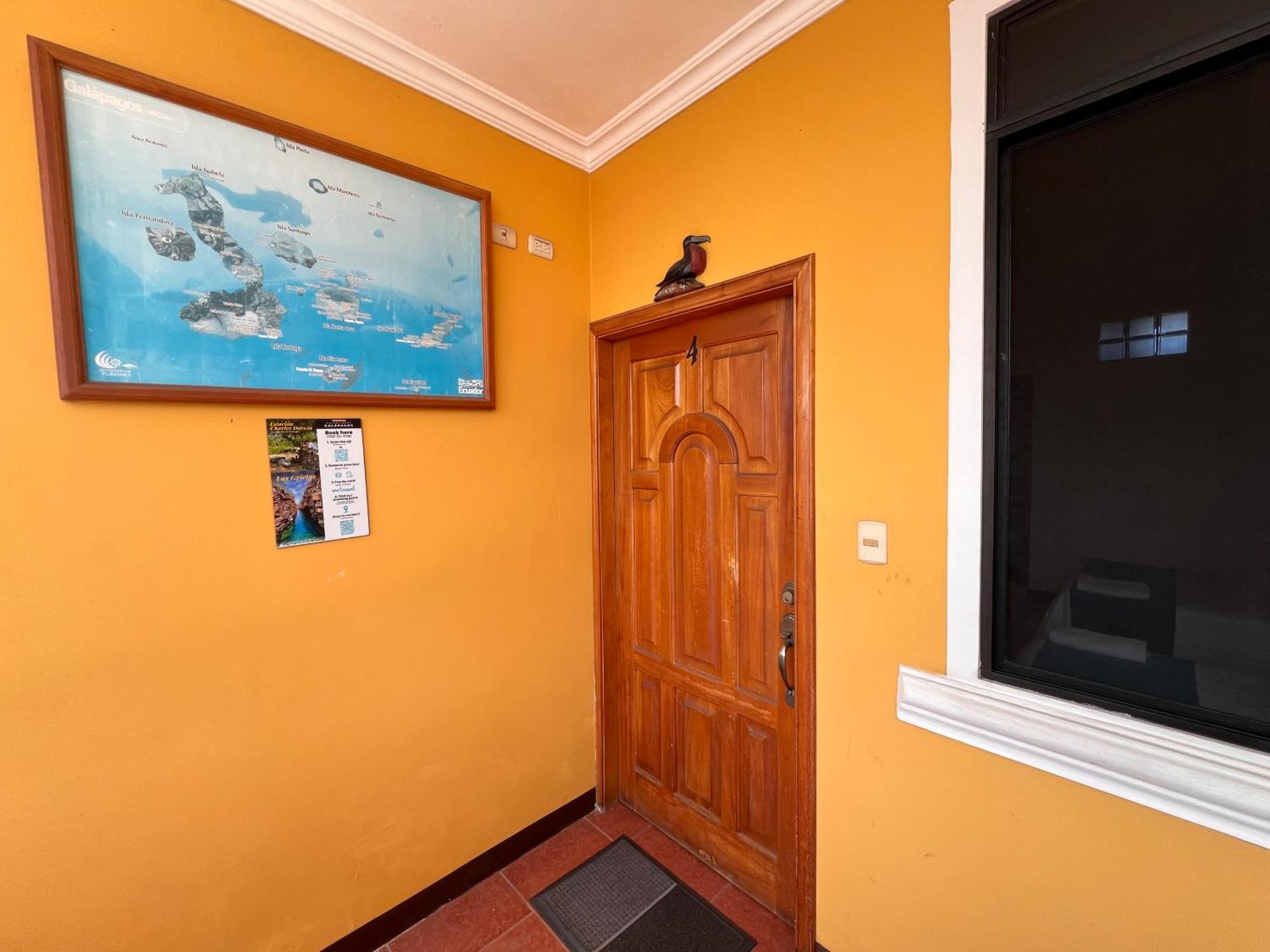 Hostal Casa Cascada 푸에르토아요라 외부 사진