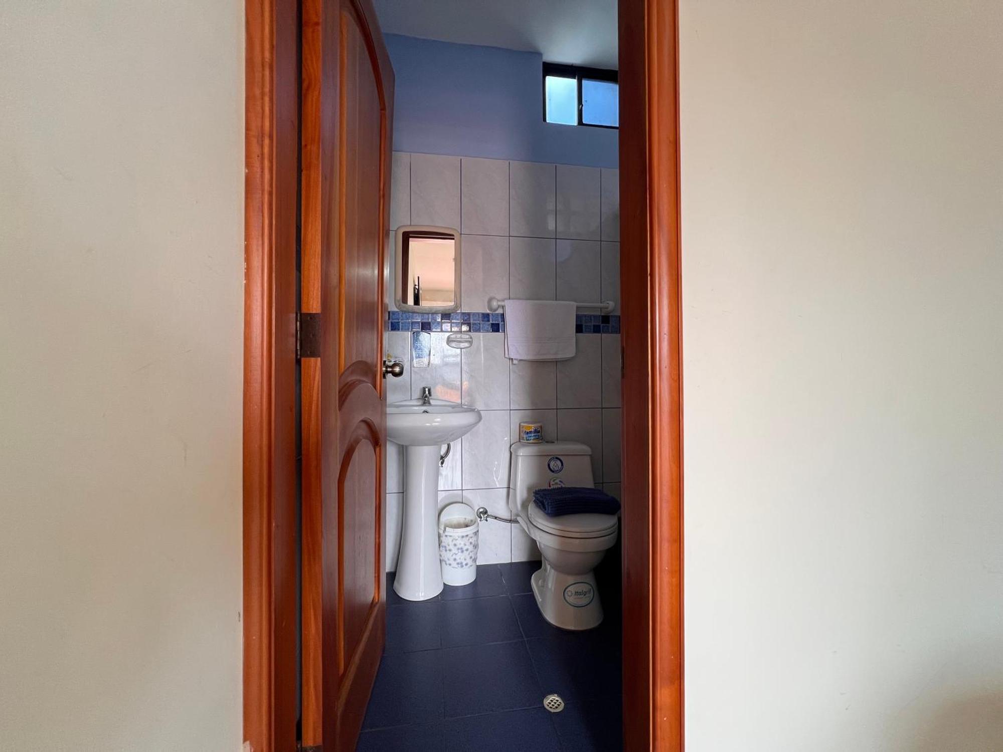 Hostal Casa Cascada 푸에르토아요라 외부 사진