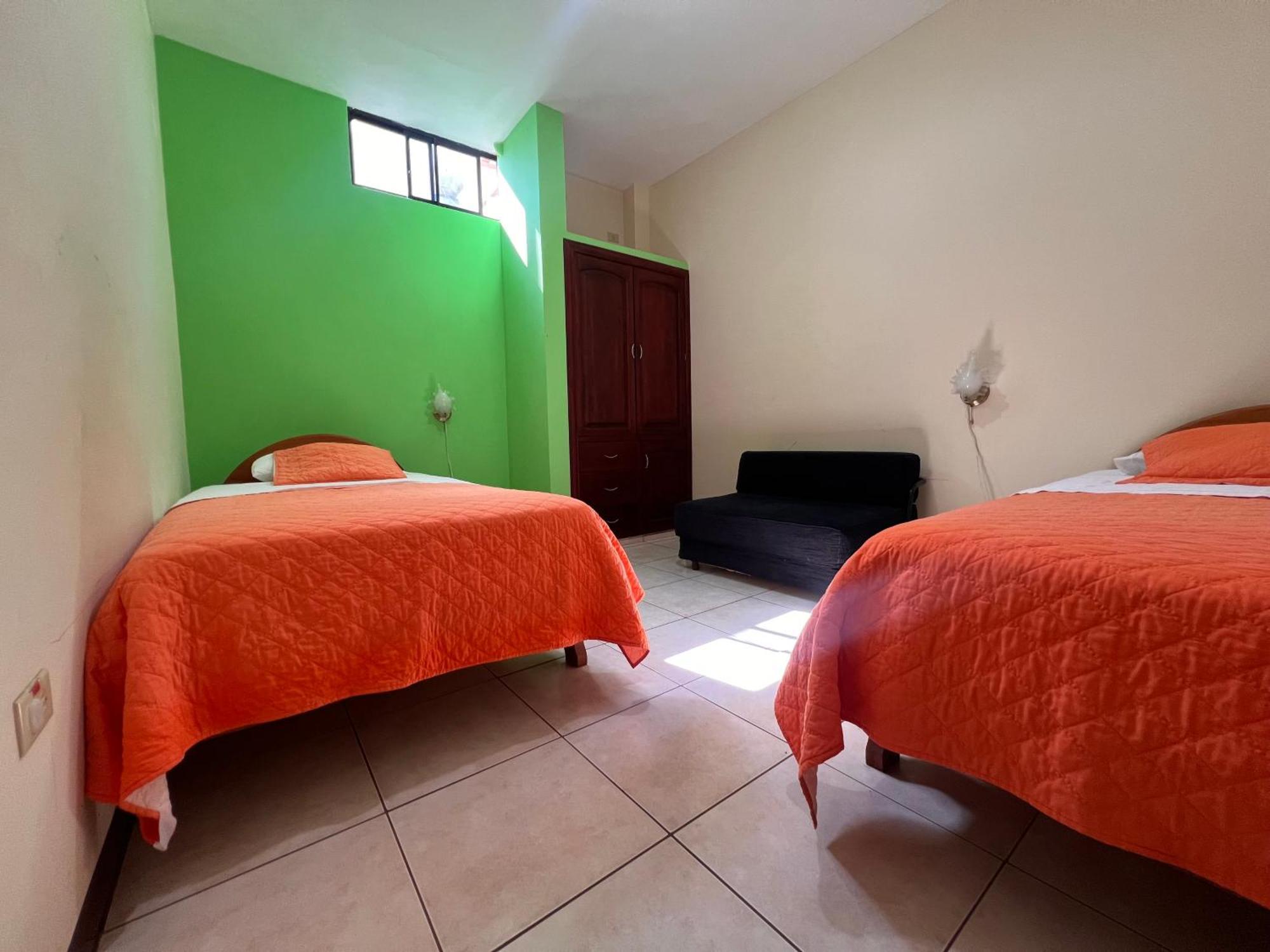 Hostal Casa Cascada 푸에르토아요라 외부 사진