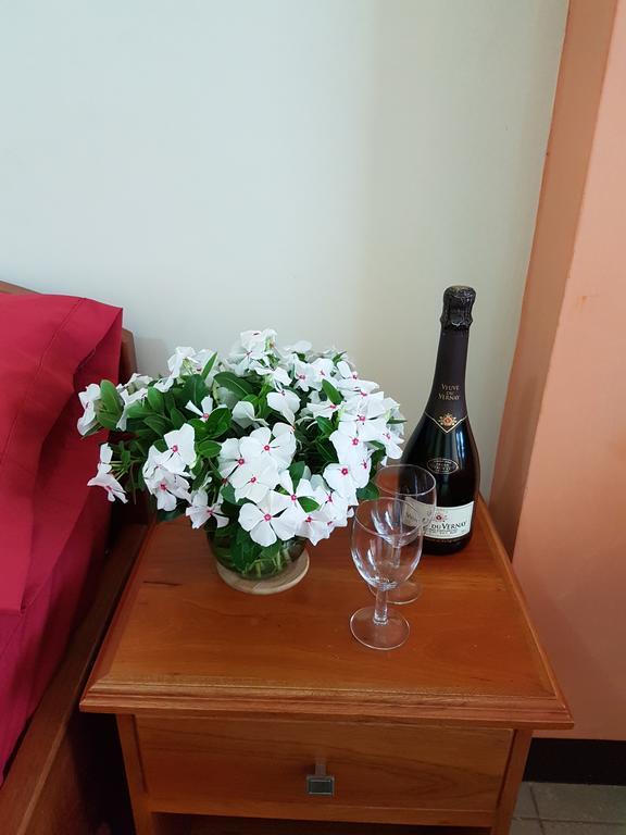 Hostal Casa Cascada 푸에르토아요라 외부 사진